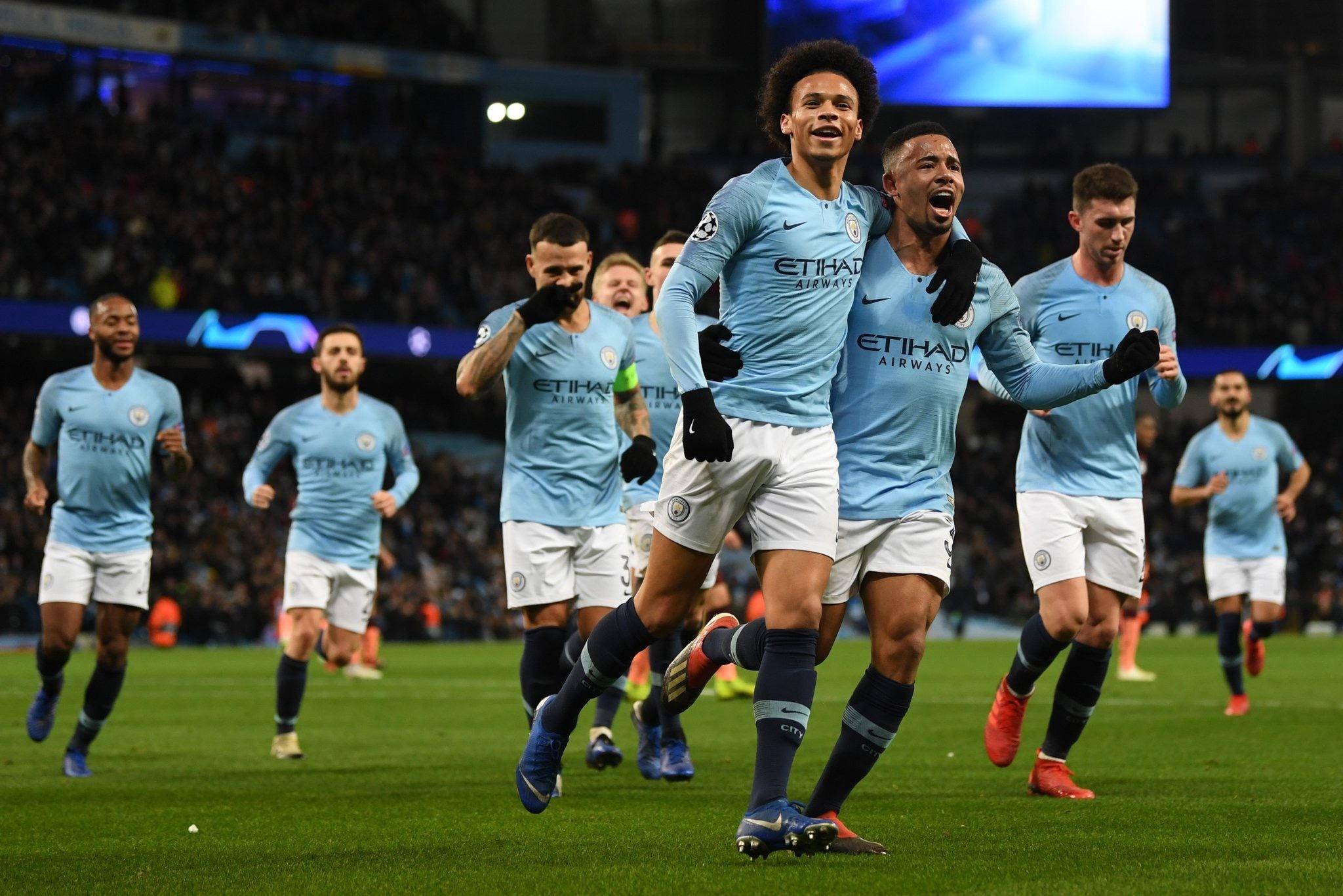 內的位置逐 內的位置逐